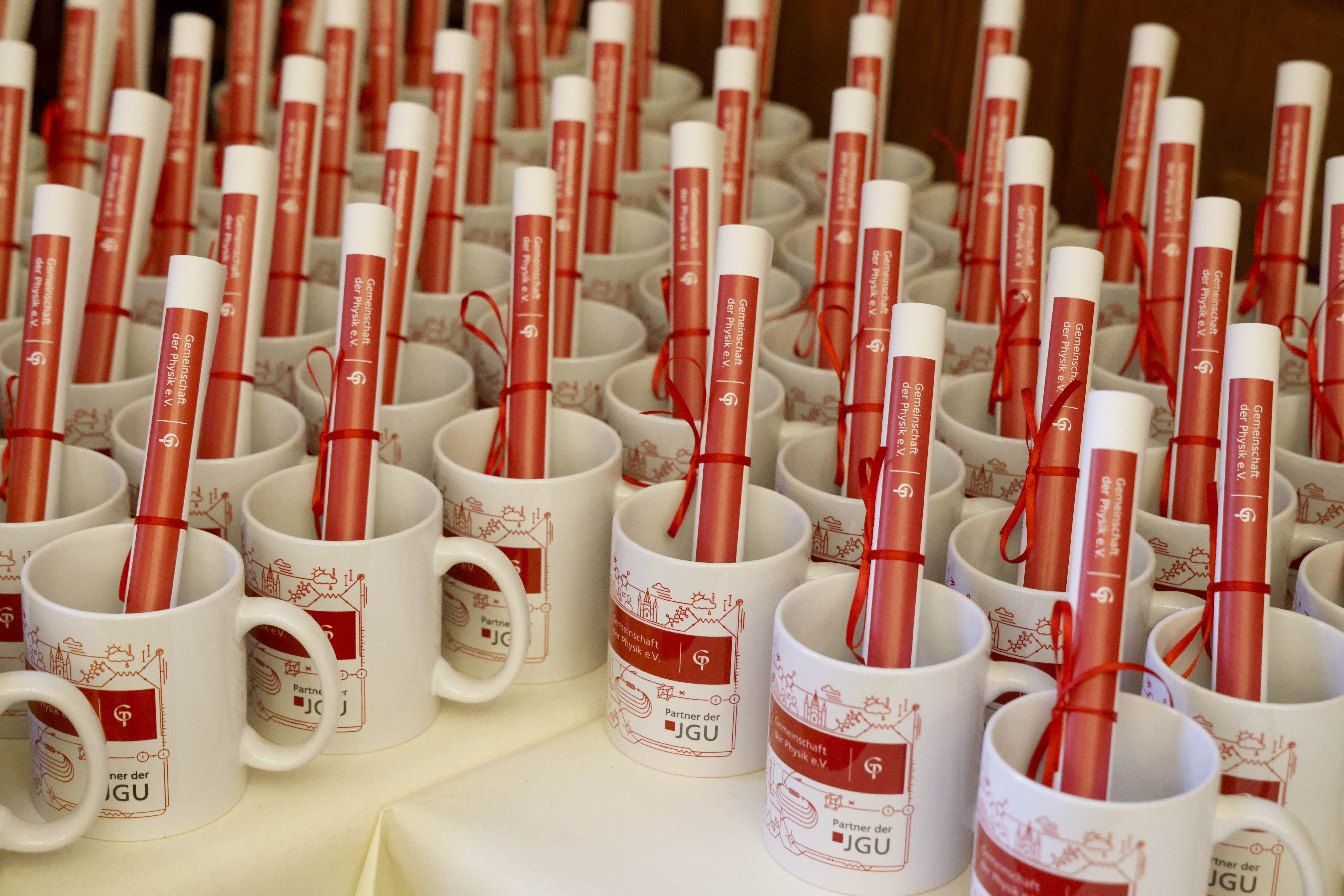 Eindrücke der Absolventenfeier im November 2025 Foto: Stefan F. Sämmer